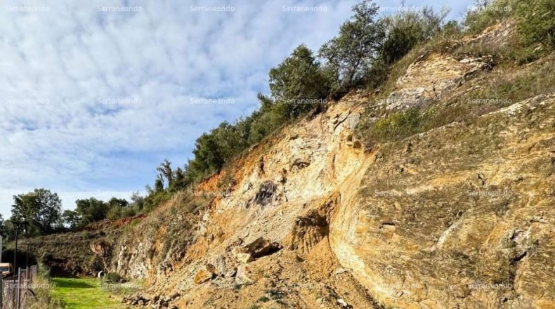 Huelva - Galaroza - 845m2