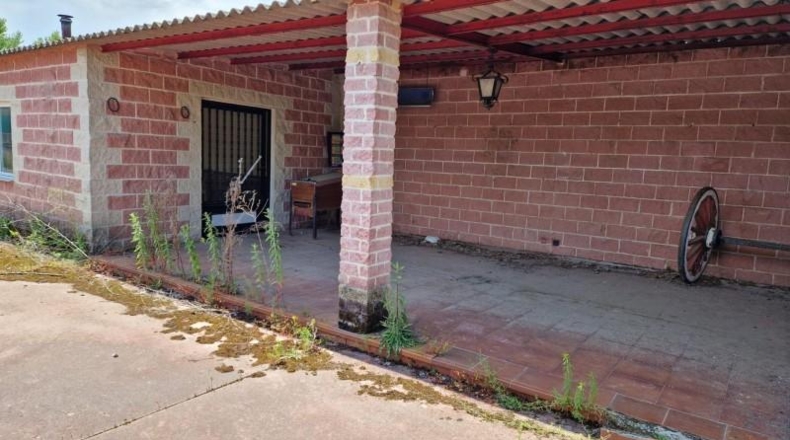 León - Carracedelo - 1128m2