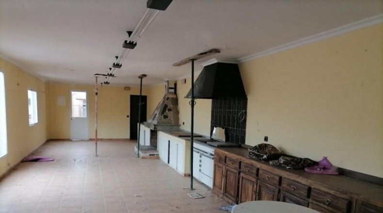 Leon - Carracedelo - 1200m2