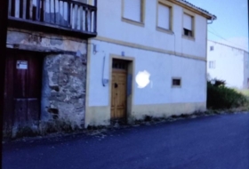 Monforte de Lemos 1900&nbsp;m²