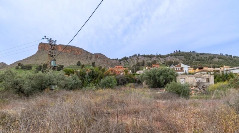 Granada - Albolote - 825m2