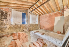 Muniáin de Guesálaz 700&nbsp;м²