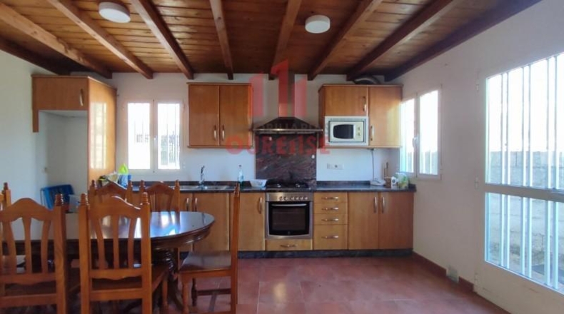 Оренсе - Junquera de Ambía - 308m2