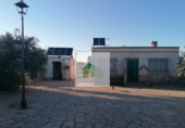 Xalet independent amb terreny en venda a la España, Montijo, ref.: TR400943 foto