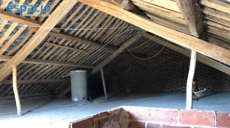 León - Carracedelo - 4700m2