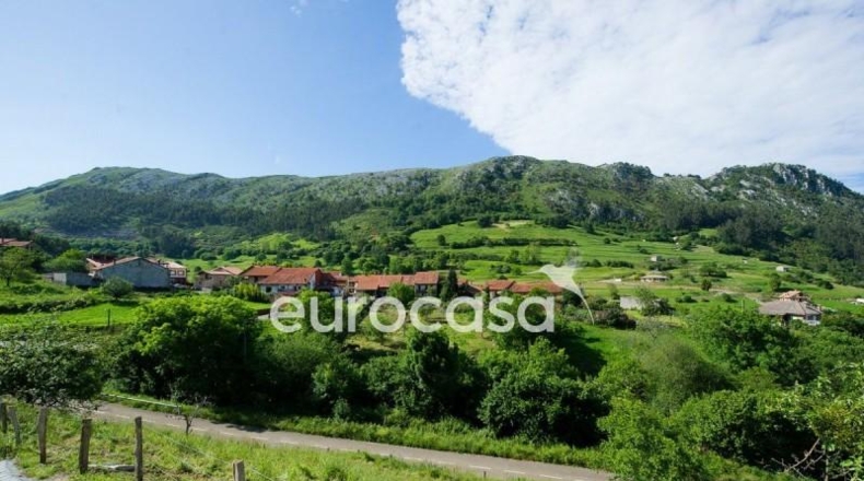 Cantabria - Arenas de Iguña - 500m2