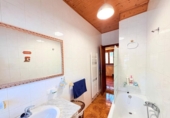 Village house for sale on España, Ponferrada, ref: TR412061 photo