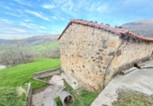 Country house with land for sale on España, Santa María de Cayón, ref: TR286363 photo