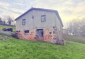Country house with land for sale on España, Santa María de Cayón, ref: TR286363 photo