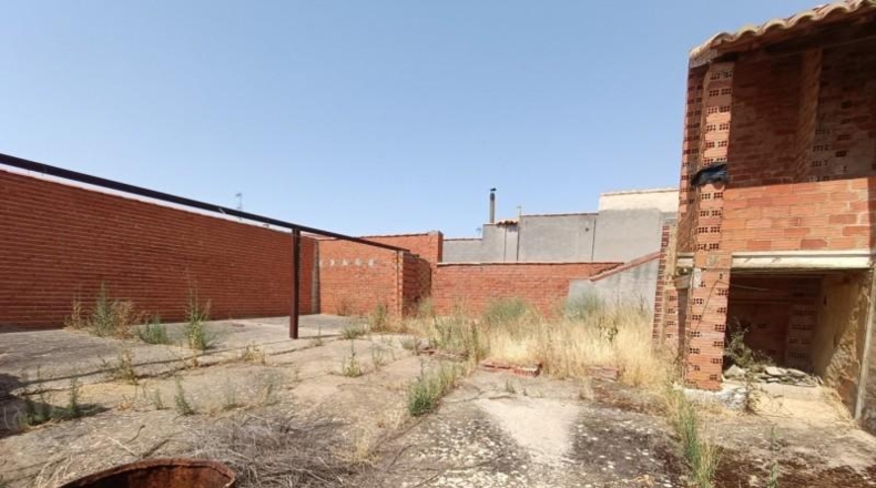 León - Valderas - 544m2