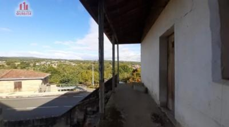 Orense - San Cibrao das Viñas - 184m2