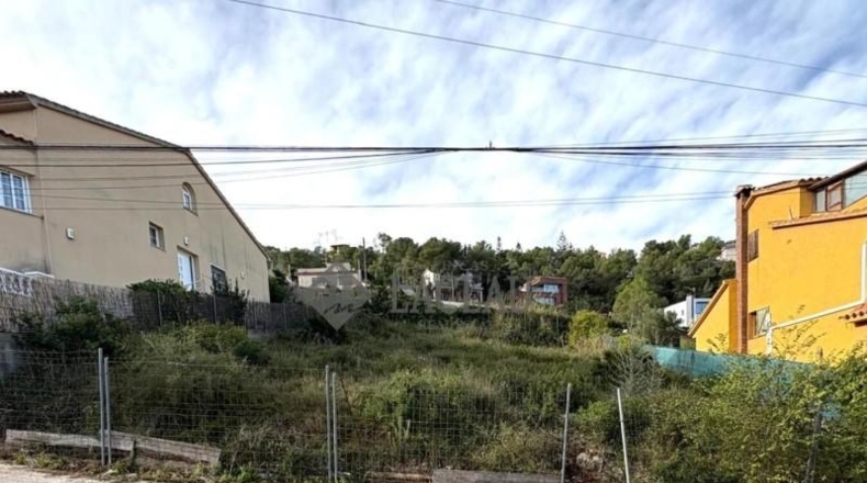Barcelona - Canyelles - 580m2