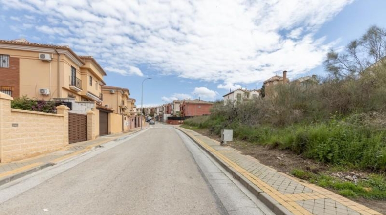Granada - Jun - 1602m2