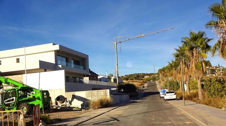 Granada - Peligros - 390m2