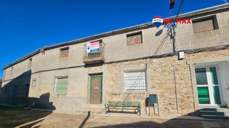 Cáceres - Villamesías - 710m2