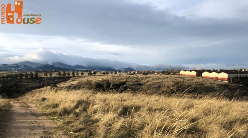 Segovia - Palazuelos de Eresma - 16262m2
