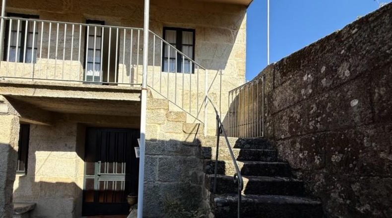 Pontevedra - O Carballiño - 195m2