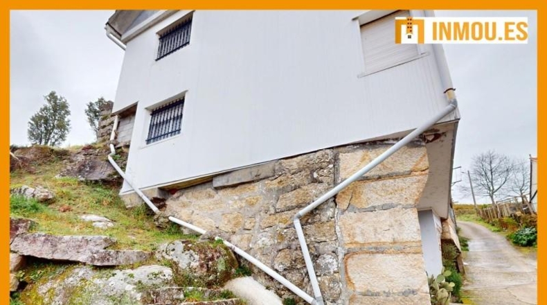 Orense - Carballeda de Avia - 672m2