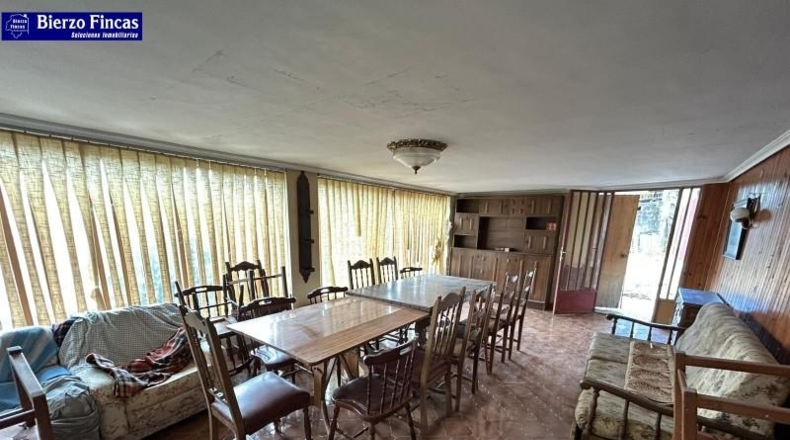 León - Carracedelo - 564m2