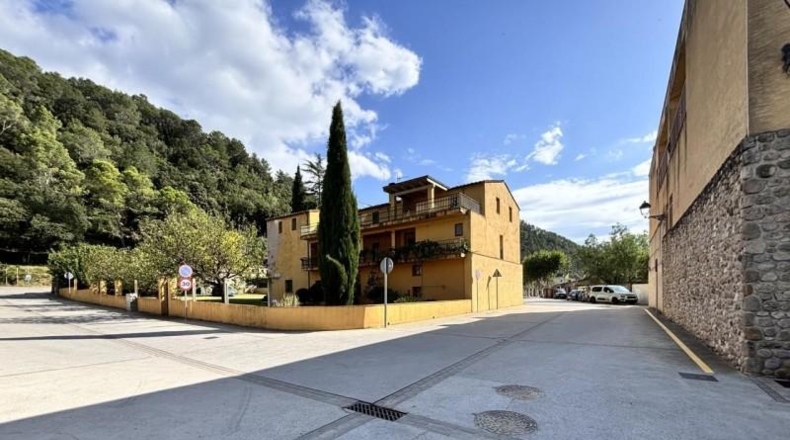 Gerona - Albanyà - 565m2