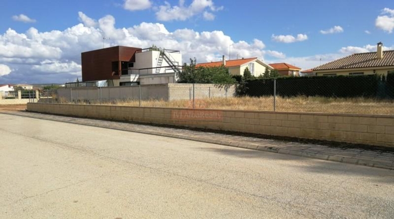 Albacete - La Felipa - 906m2