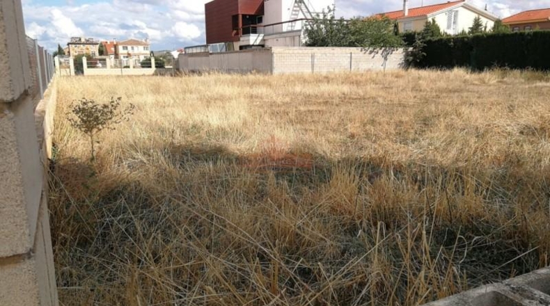 Albacete - La Felipa - 906m2