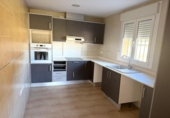 Casa de pueblo en venta en la España, Requena, ref: TR397013 foto