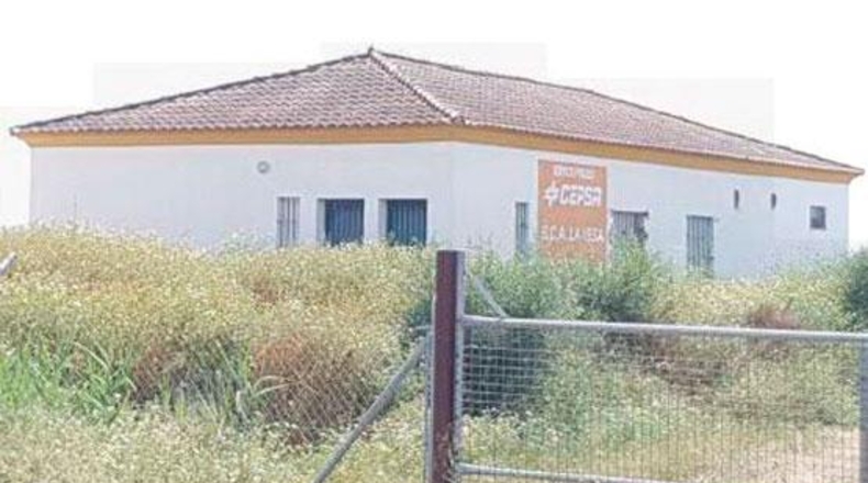 Seville - Gelves - 10400m2