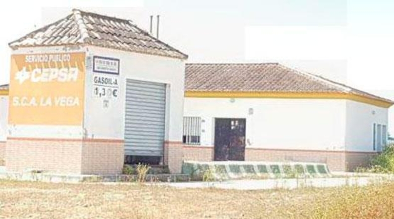 Seville - Gelves - 10400m2