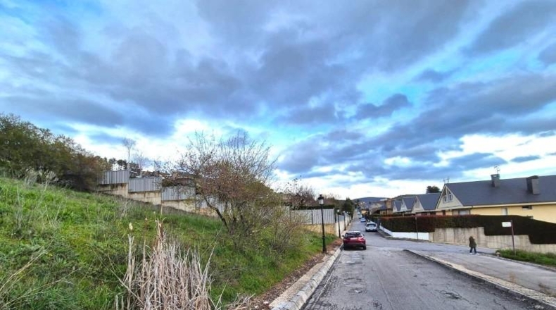 Leon - Ponferrada - 1800m2