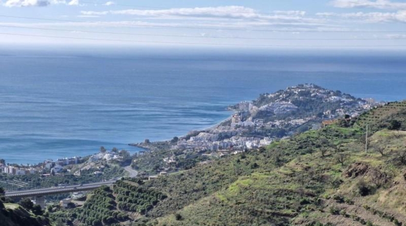 Granada - Almuñécar - 80000m2