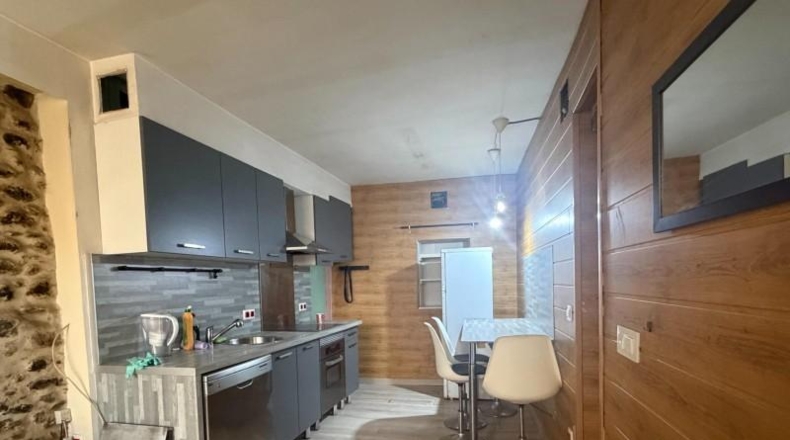 Жирона - Sant Climent Sescebes - 117m2