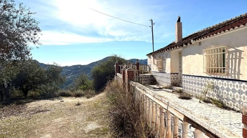 Málaga - Colmenar - 18000m2