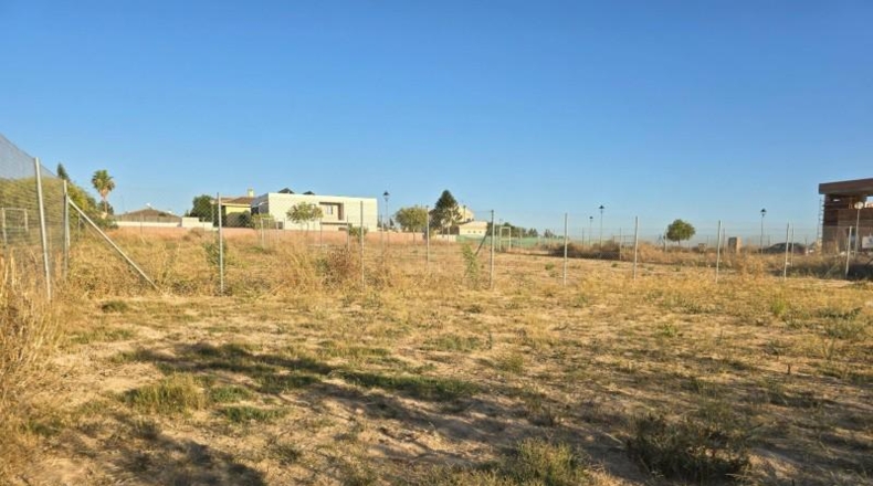 Sevilla - Palomares del Río - 586m2