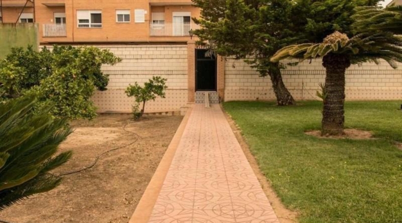 Valencia - Puebla de Vallbona - 203m2