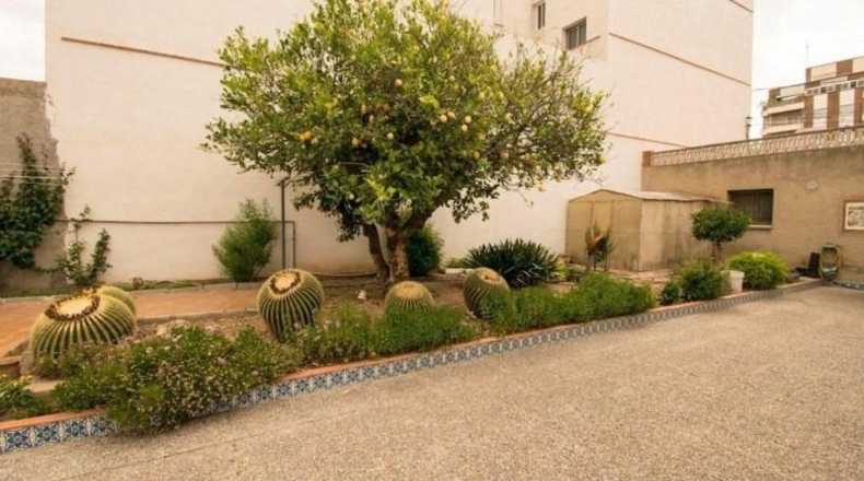 Valencia - Puebla de Vallbona - 203m2