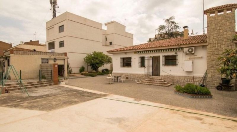 Valencia - Puebla de Vallbona - 203m2