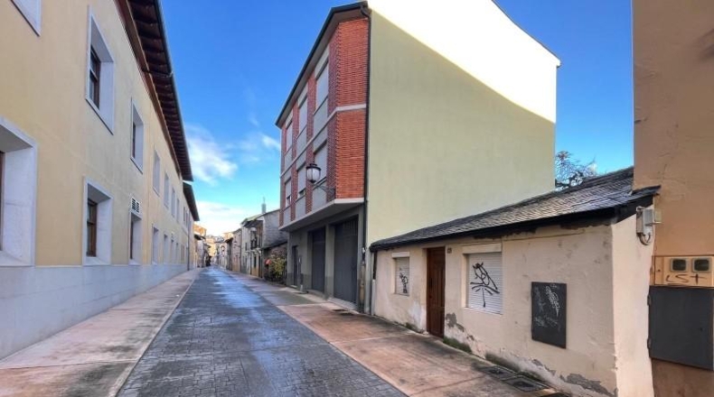 Леон - Ponferrada - 355m2