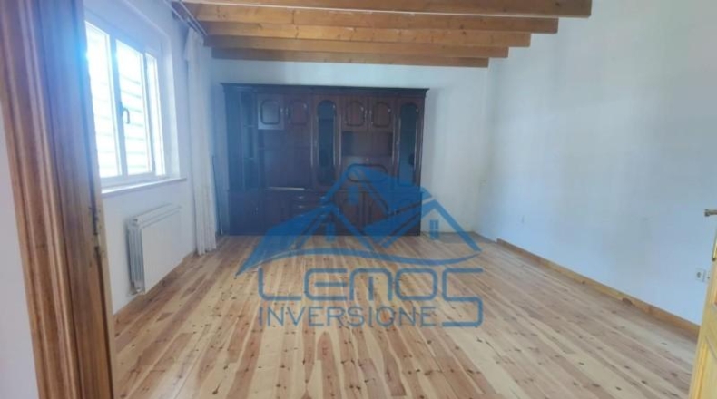 Leon - Alija del Infantado - 307m2