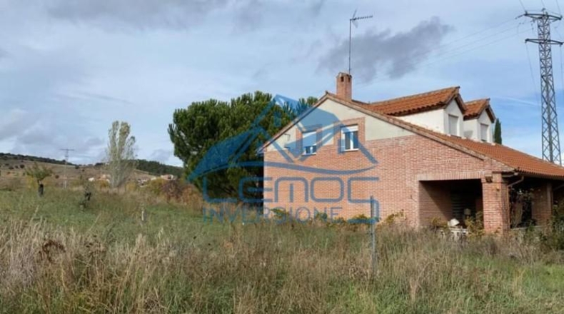 Leon - Alija del Infantado - 307m2