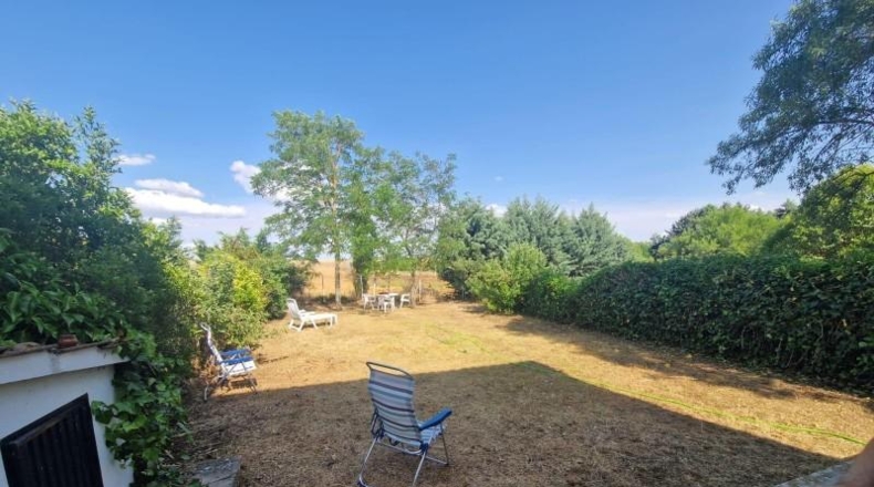 León - Valencia de Don Juan - 1500m2