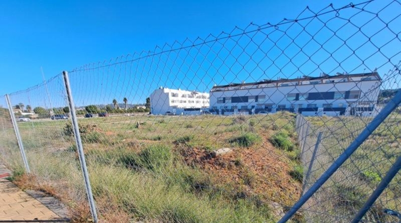 Alicante - Dolores - 400m2
