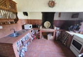 Chalet independiente con terreno en venta en la España, Villanueva del Duque, ref: TR411896 foto