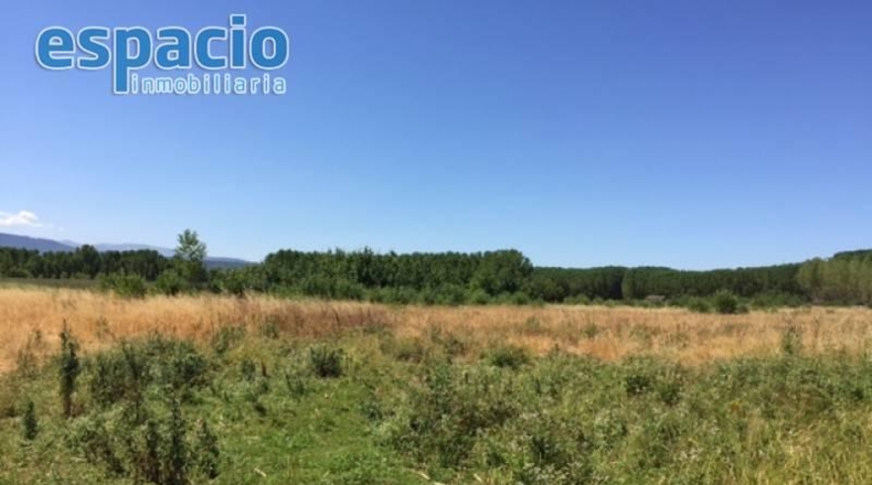 León - Carracedelo - 30000m2