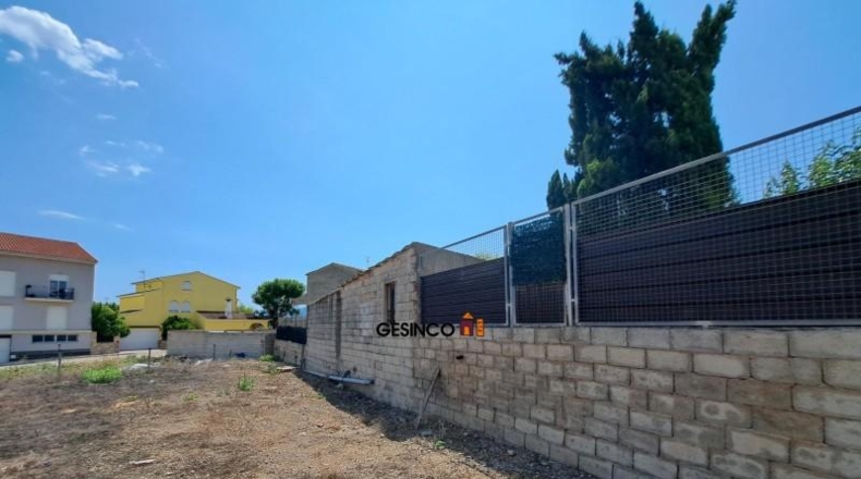 València - Lugar Nuevo de Fenollet - 630m2