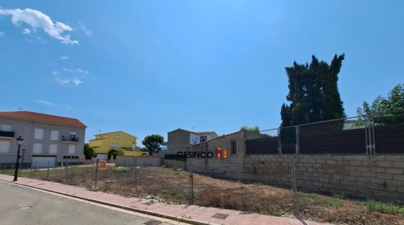 València - Lugar Nuevo de Fenollet - 630m2