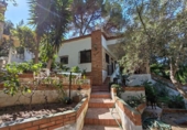 Chalet independiente con terreno en venta en la España, Llaurí, ref: TR411231 foto