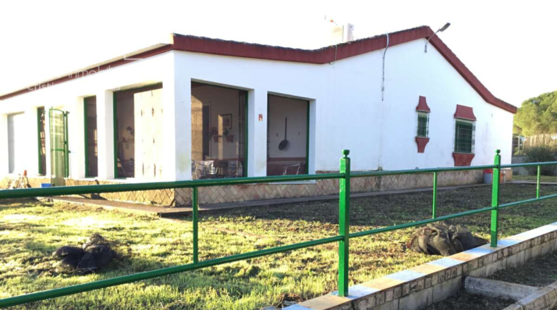 Almería - Alhabia - 2400m2