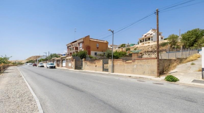 Granada - Alhendín - 645m2