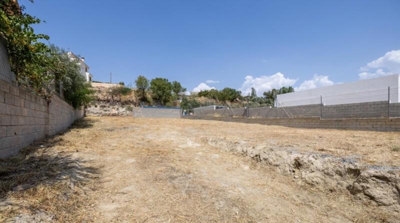 Granada - Alhendín - 645m2